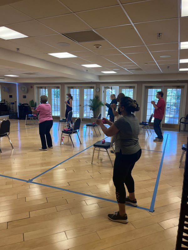 Inova_Life with Cancer Fitness Class_1.jpg