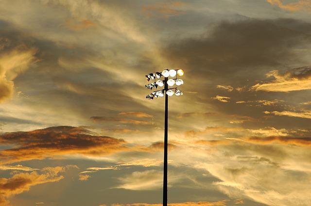stadium-lights-640-pixabay.jpeg